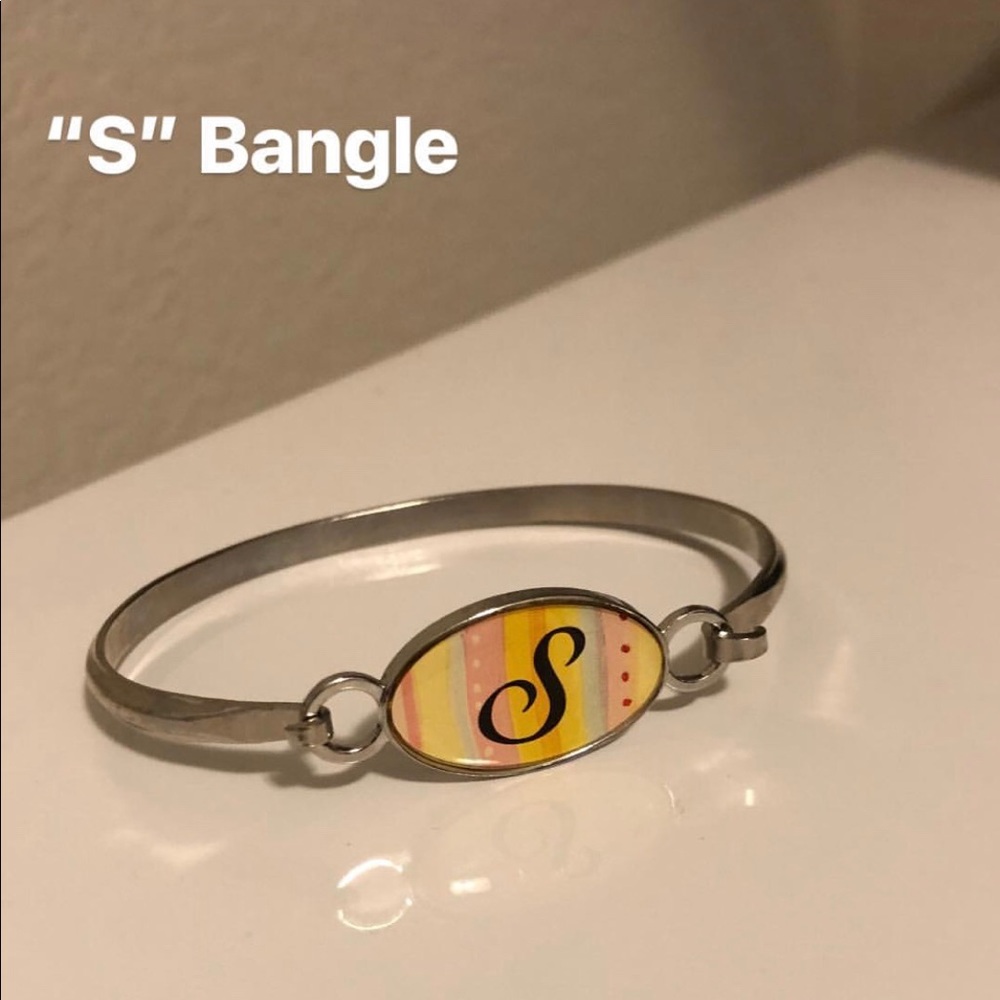 “S” Bangle